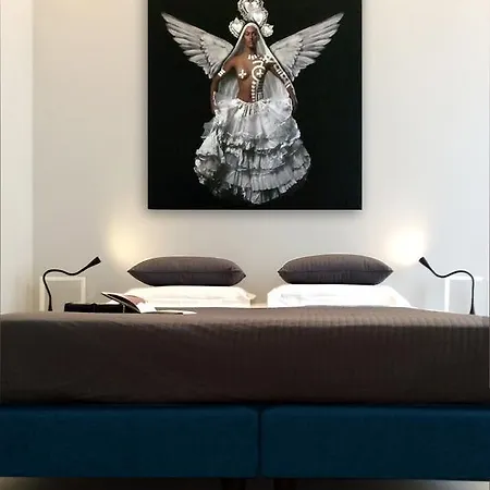Re Federico Boutique Hotel Ξενοδοχείο με διαμερίσματα 3*