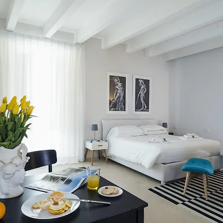 Re Federico Boutique 3*